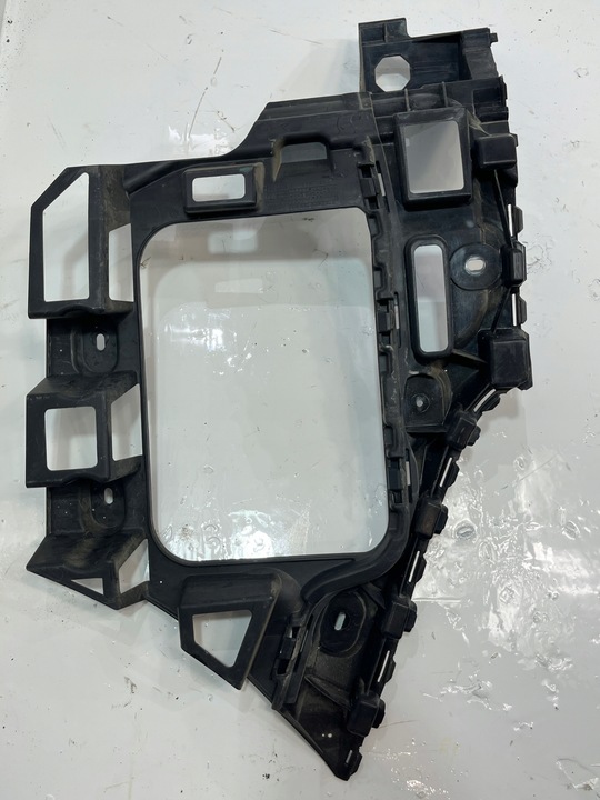 фото №1, Ковзун бампера правий зад vw touareg 7p 7p6807394c