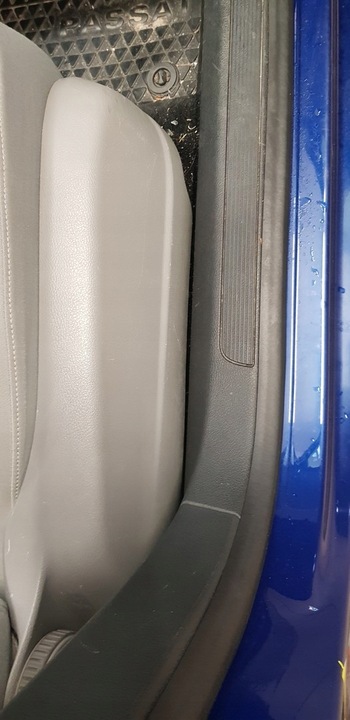 фото №4, Vw passat b6 планка порогова внутрішня права ліва 3c0853369 3c0853370