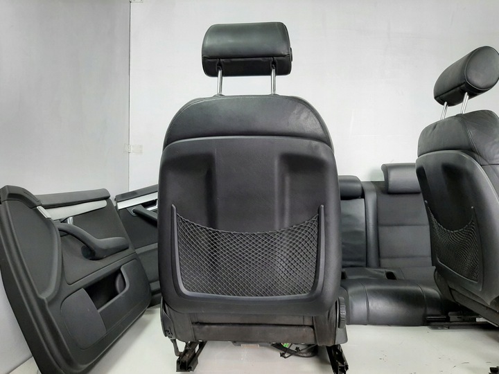 фото №12, Audi a4 b7 sedan s-line 07r сиденья водителя пассажира диван обшивки полукожа