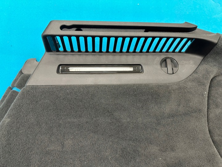 фото №5, Боковина обивка багажника audi a7 s7 правая правые зад 4k8