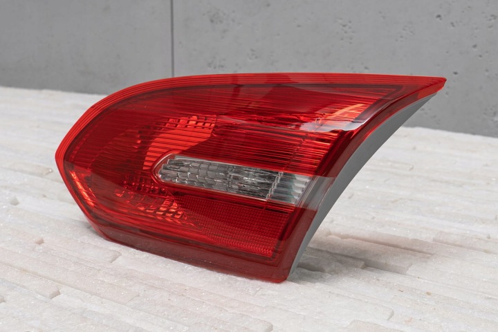 фото №10, Ford focus mk3 2014-2018 sedan фара задня права f1eb13a602ab