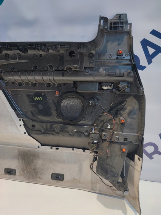 фото №9, Боковина праві задній оббивка багажника праві зад mercedes vito v-klasa w447