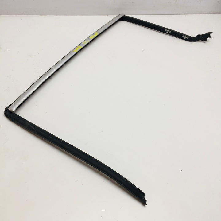 фото №1, Планка хром двері ліві задні прокладка peugeot 3008