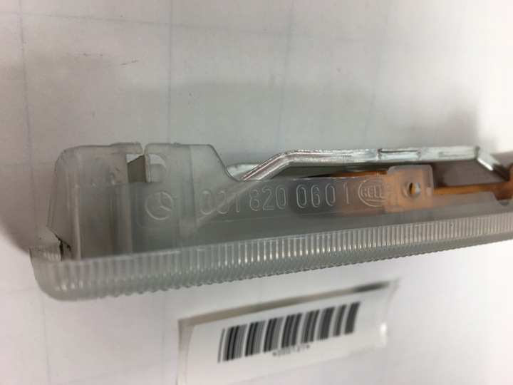 фото №8, Задняя лампа освещение кабины mercedes w124 0018200601 sedan купе универсал