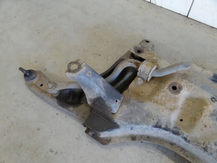 фото №7, Toyota aygo i 2006 3d 1.0 kat балка подрамник балка подрамник перед
