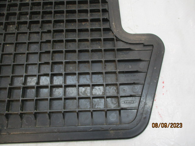 фото №11, Citroen c4 picasso i крышка защита заглушка бардачка пола 300080265