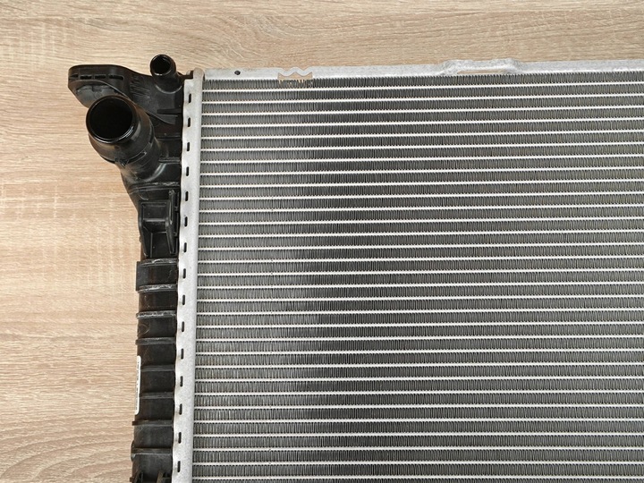фото №9, Оригинальная радиаторов воды audi a6 c7 a4 b8 a5 8t 2.0 tdi 8k0121251l 38km