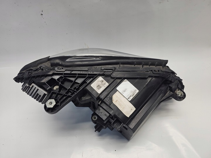 фото №6, Лампа mercedes c-klasa c w205 полный led левая передняя левый перед европа