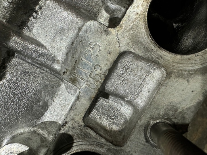 фото №13, Головка ліва права mitsubishi pajero iii 3.5 gdi 00-06r. 6g74