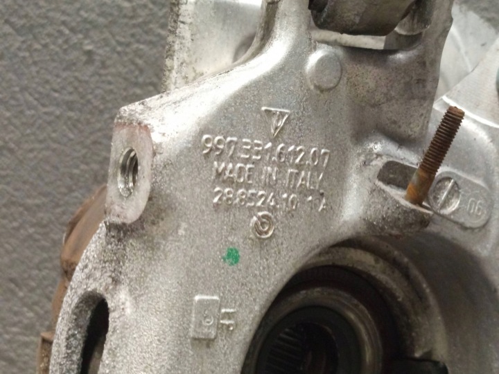 фото №14, Porsche oem номер 99733161207 911 997 поворотный кулак рычаг амортизатор правое зад