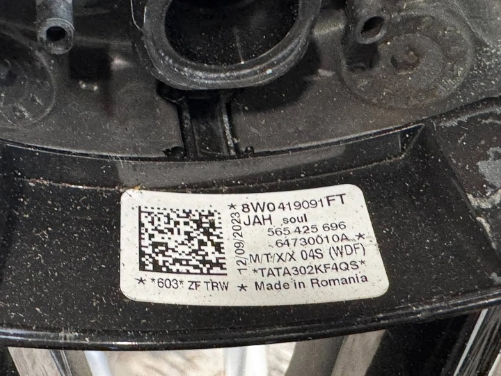 фото №15, Audi a4 b9 8w 2019-2024 кермо s-line рестайлінг пелюстки