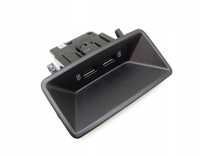 фото №1, Панель port гнездо вход usb зад задний seat leon iii t-roc 5q0035726l