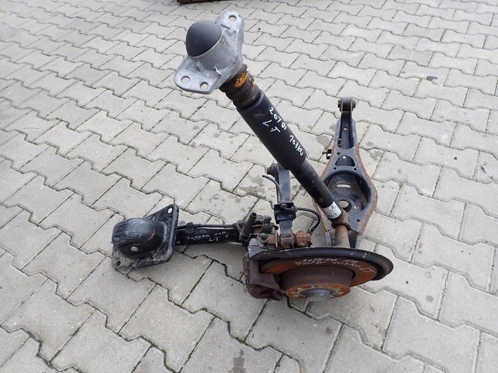 фото №1, Поворотный кулак ступица амортизатор суппорт левый зад 2wd skoda superb ii 2.0td 11r