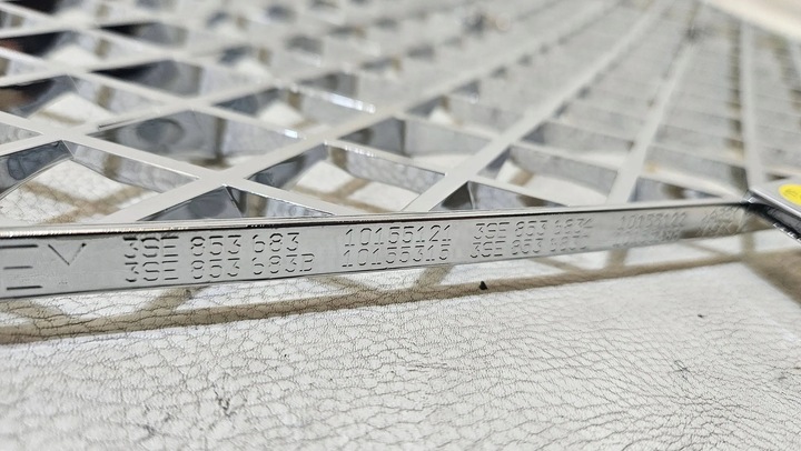 фото №10, Решітка радіатора решітка радіатора решітка ліва bentley continental flying spur 3se853683 нова