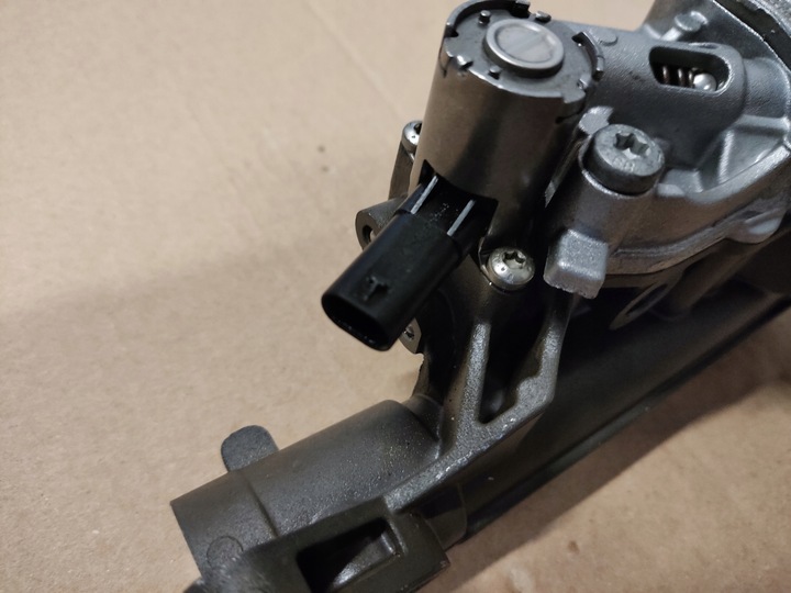 фото №5, Насос масла mercedes a2641800001 r2641810001