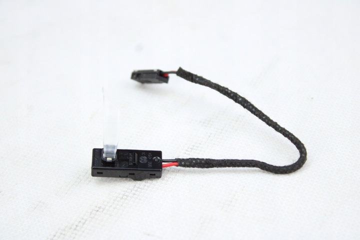 фото №1, Оригінальна роз'єм підсвітка лампа led volkswagen passat b8 4b0972623