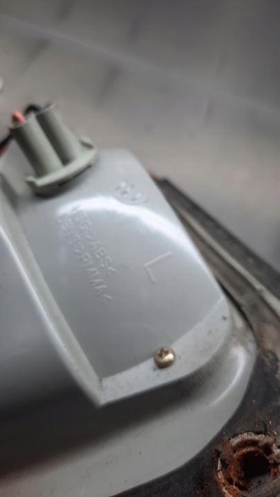 фото №11, Лампа зад задняя левая крышка kia carens ii