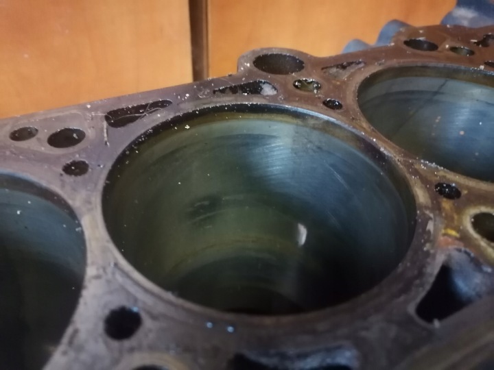 фото №9, Блок  двигуна vw audi seat 2.0 tfsi bgb 06f103021d