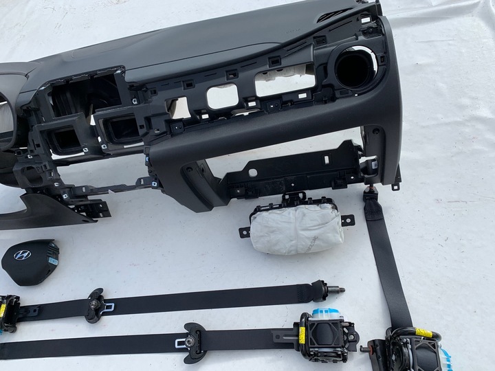 фото №7, Hyundai kona панель капот консоль подушки ремни