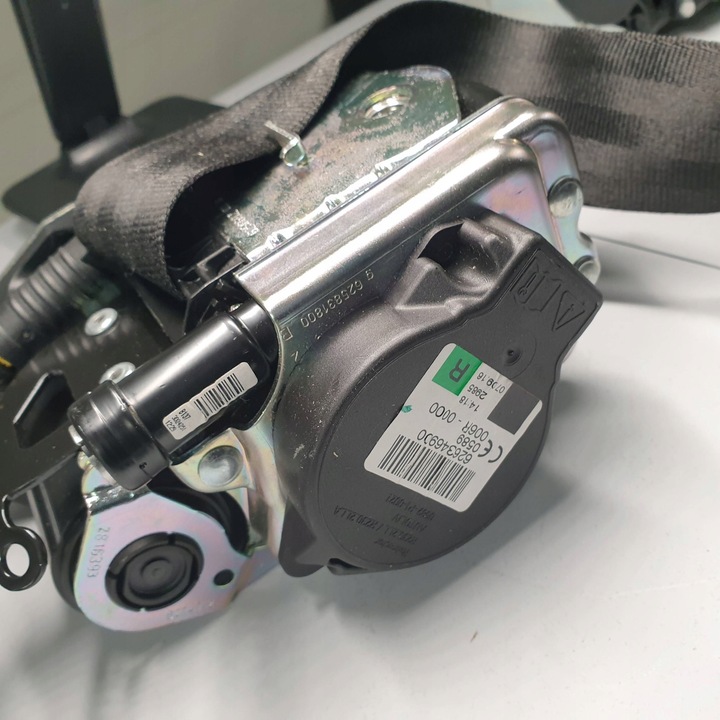 фото №7, Pas безпеки праві перед переднє audi q7 sq7 4m 4m0857706j