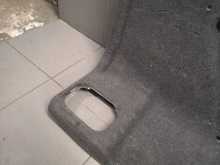 фото №10, Оббивка кришки багажника audi a8 d2 4d0867975b