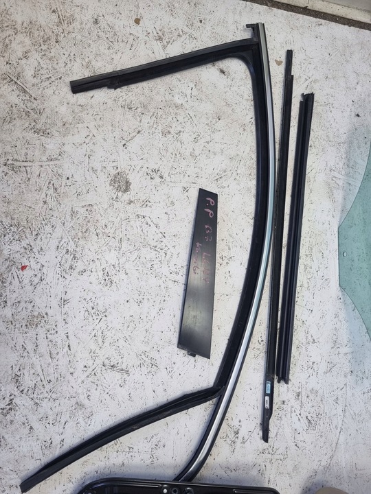 фото №5, Volkswagen passat b7 двері праві оббивка скло механізм планки комплект