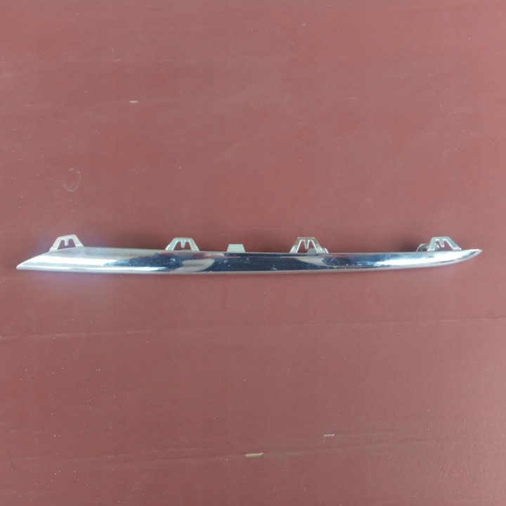 фото №1, Mercedes cla c117 13-19 планка хромированная решётка решётка левая a1178850921 оригинальный номер