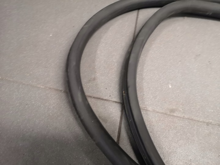 фото №7, Прокладка двері праві перед audi a6 c5