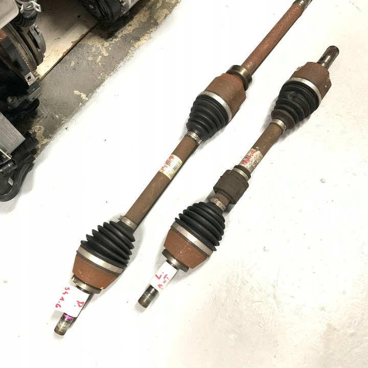 фото №2, Renault scenic iv 1.6 dci 160 km biturbo автомат edc полуось левая 391011905r