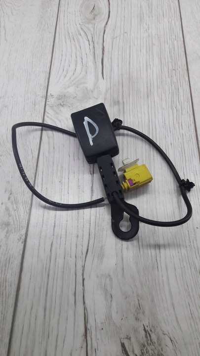 фото №1, Touareg 7l застібка prasa застібка права 7l0857778c