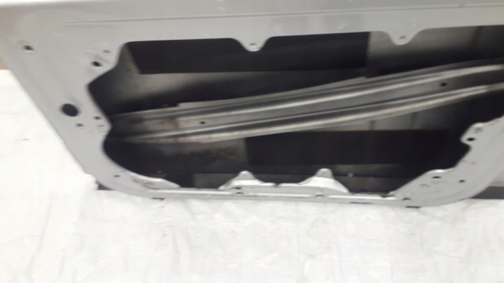 фото №10, Двері праві перед vw golf 4 iv колір la7w