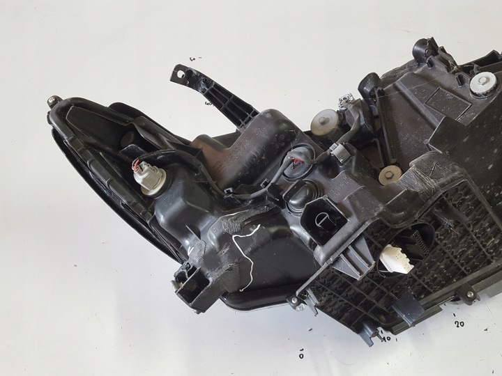 фото №6, Toyota land cruiser 150 рестайлінг 18-22r лампа ліва перед європа