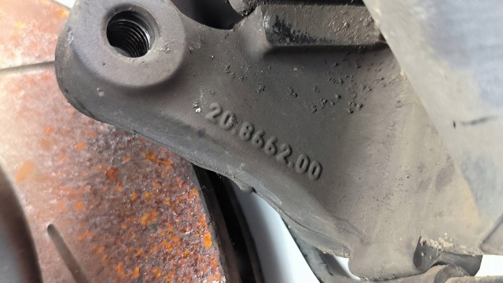 фото №6, Комплект диск i зажимов тормозных dodge challenger 6.4 brembo srt hellcat