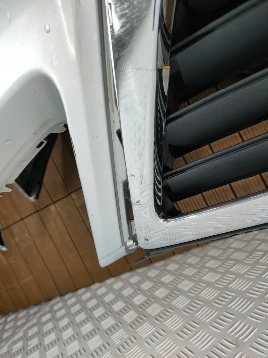 фото №8, Vw passat b6 05-10 бампер передний комплектный перед цвет la7w