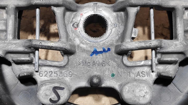 фото №8, Руль кожа кожаный мультифункция peugeot 308 t9 96750123xu