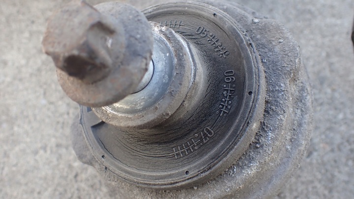 фото №6, Mercedes c w204 поворотный кулак амортизатор правый перед