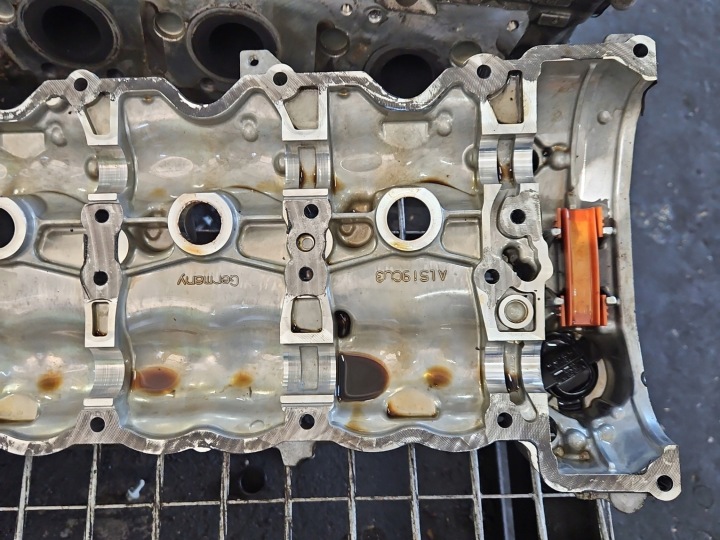 фото №10, Головка права kpl з розподільчі вали mercedes cls ii c218 w218 218 4.7 v8 278922