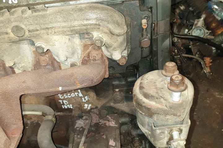 фото №16, Двигатель ford escort купе d3l5a 1.8l бензин 85kw 1998