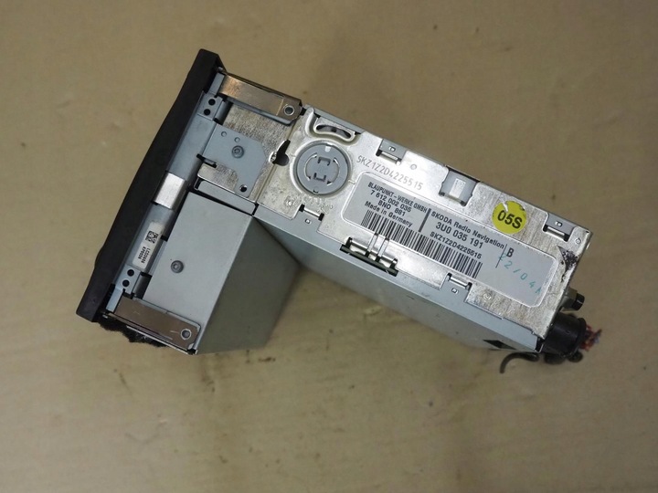 фото №12, Радіо заводські sat compass код skoda superb i 3u0035191