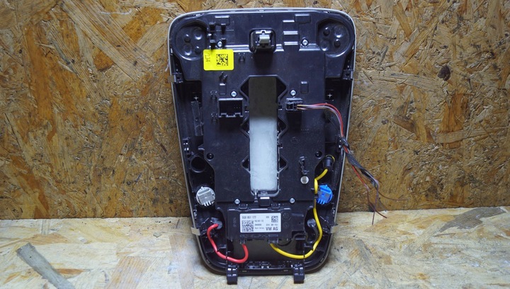 фото №9, Лампа потолок audi a4 b9 8w0947135d ls73