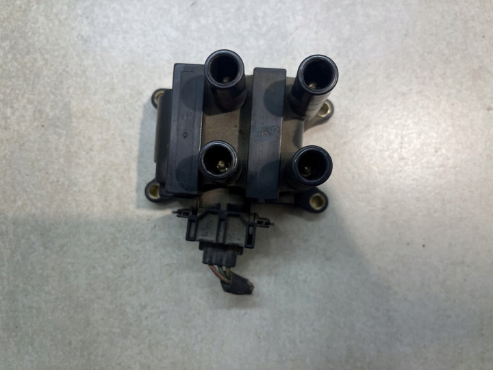 фото №4, Катушка зажигания ford mondeo mkiii 2.0 16v 19020009