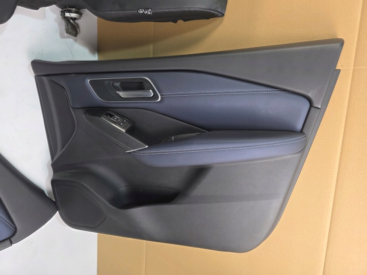 фото №13, Сиденья диван салон nissan qashqai j12 полукожа