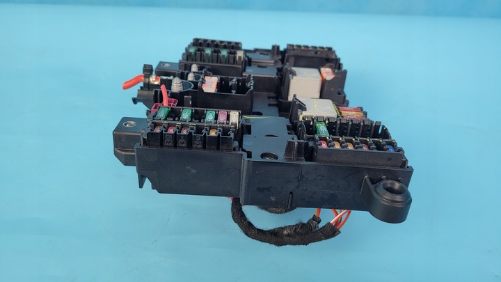 фото №6, Mercedes x247 glb 200 23r коробка предохранителей a1779061102