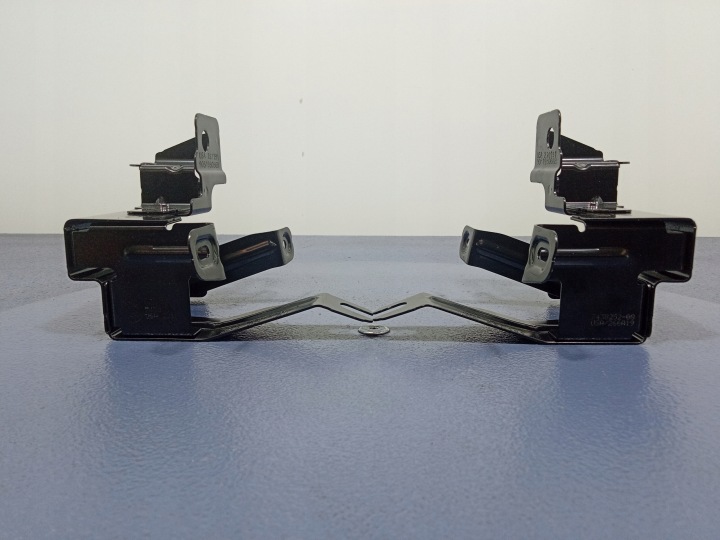 фото №6, Bmw x5 g05 кронштейны пола багажника kpl 7438251 7438252