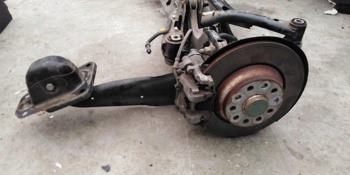 фото №11, Audi q3 83a подвешивание задние зад подрамник балка