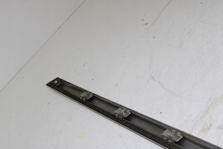 фото №4, Планка дверь правая перед mercedes w203 купе sport a2036903082