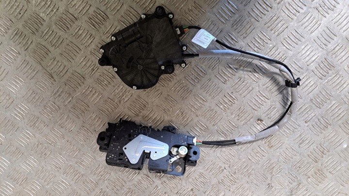 фото №7, Bmw 4 g26 420dx xdriv м-пакет замок крышки багажника 9463391 новый