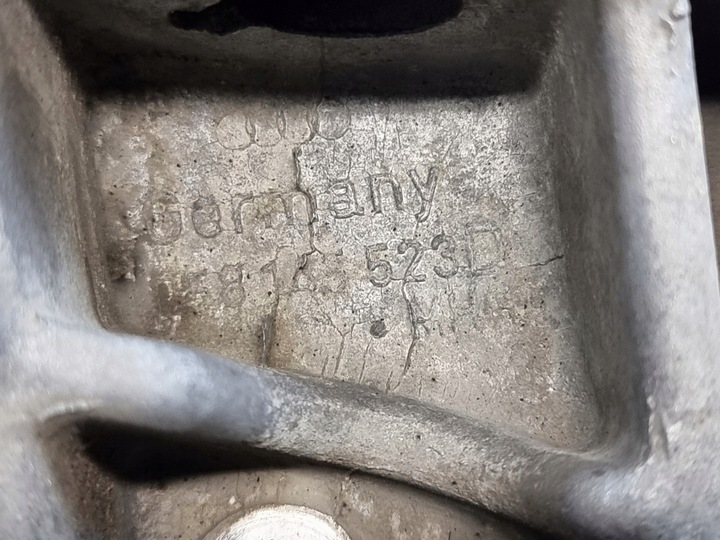 фото №12, Лапи генератора оригинальный номер 058145523d vw passat b5 1.8b 92kw adr 98r