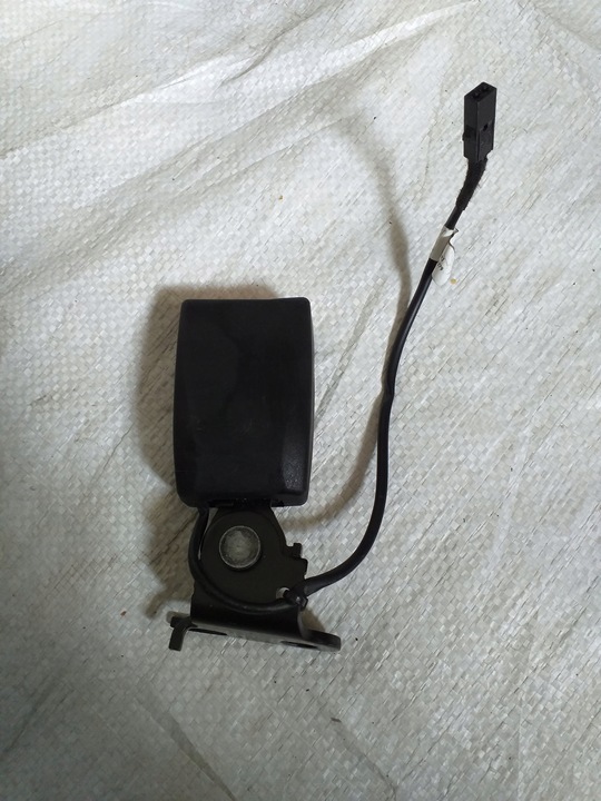 фото №1, Porsche macan 95b застібка ременя зад 95b857754a