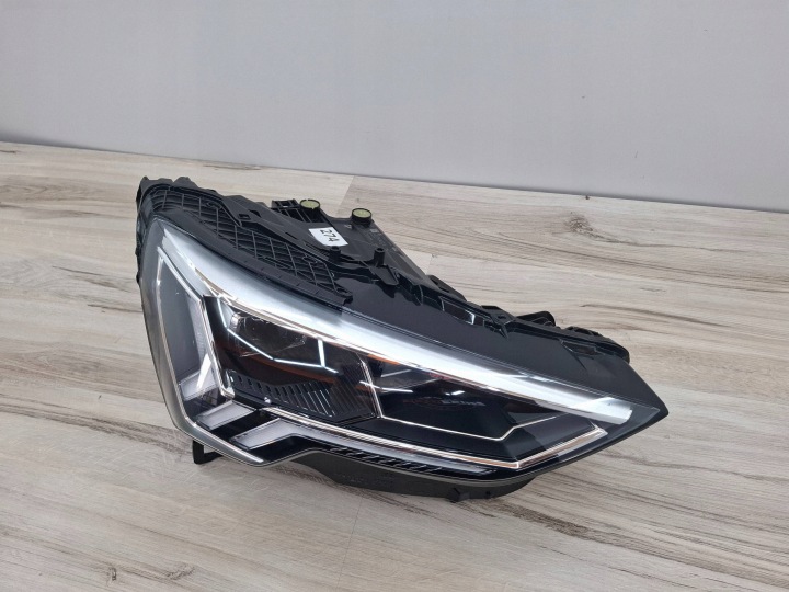 фото №11, Фара, рефлектор правое перед audi q3 f3 83a941034, полный led